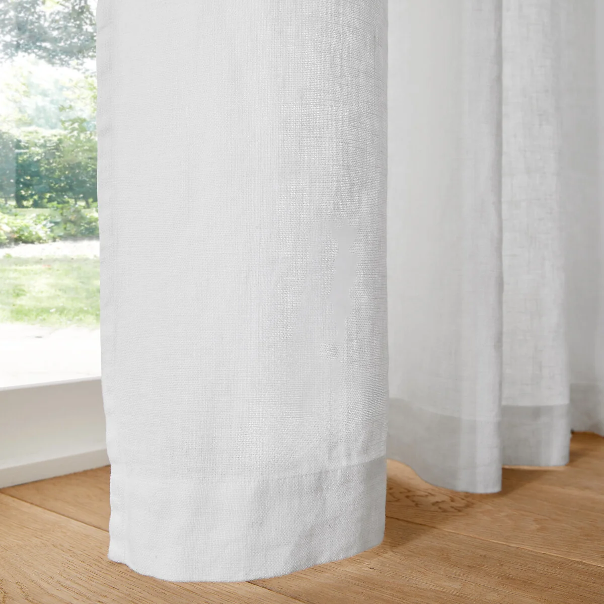 Elba Linen Curtain with Gathered Braid Finish – image 4