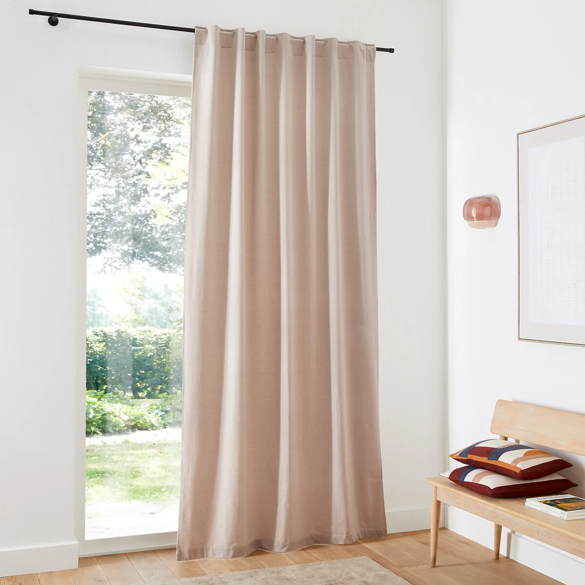 Velvet Single Hidden Tab Curtain – image 3
