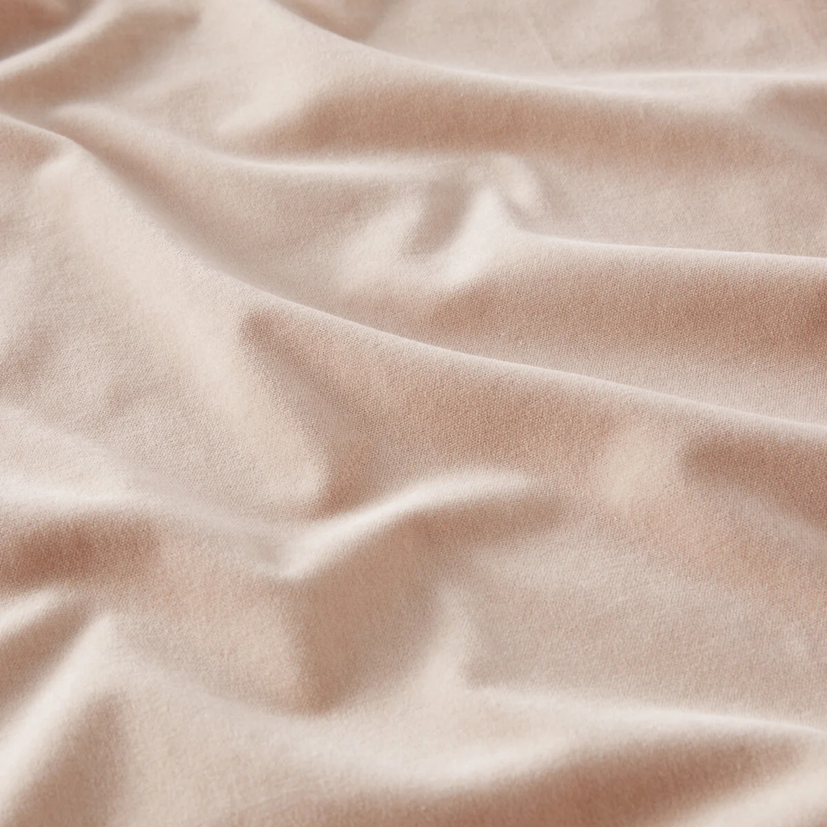 Velvet Single Hidden Tab Curtain – image 5