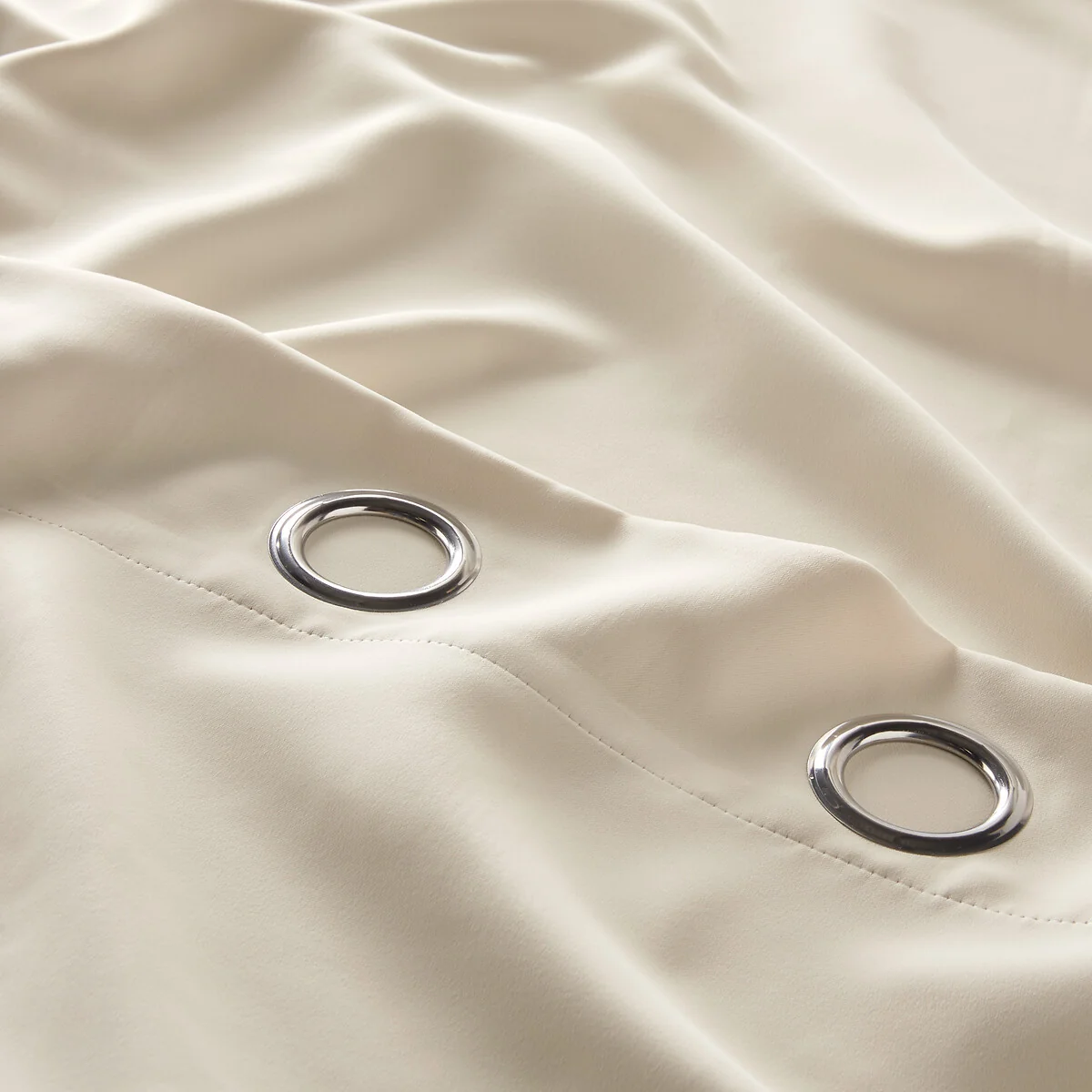 Voda Double-Sided Blackout Curtain with Eyelets – image 4