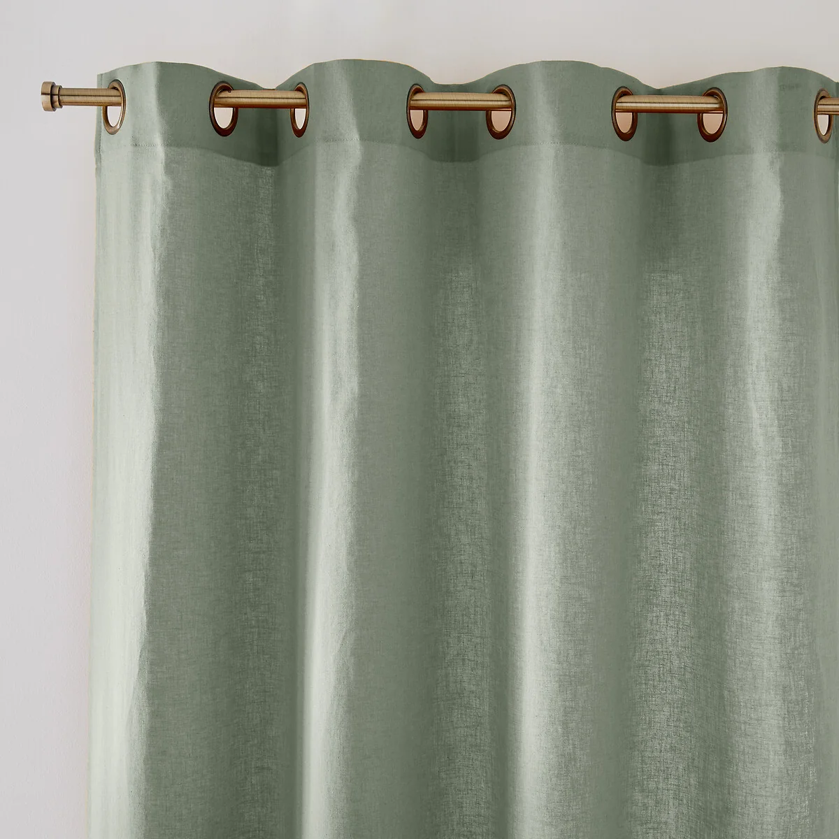 Lincot Metal Eyelet Curtain – image 1