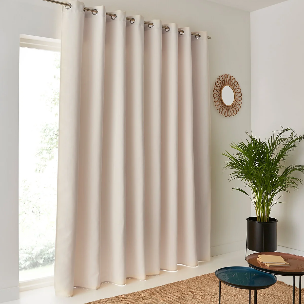 Voda Extra Wide Blackout Curtain – image 2