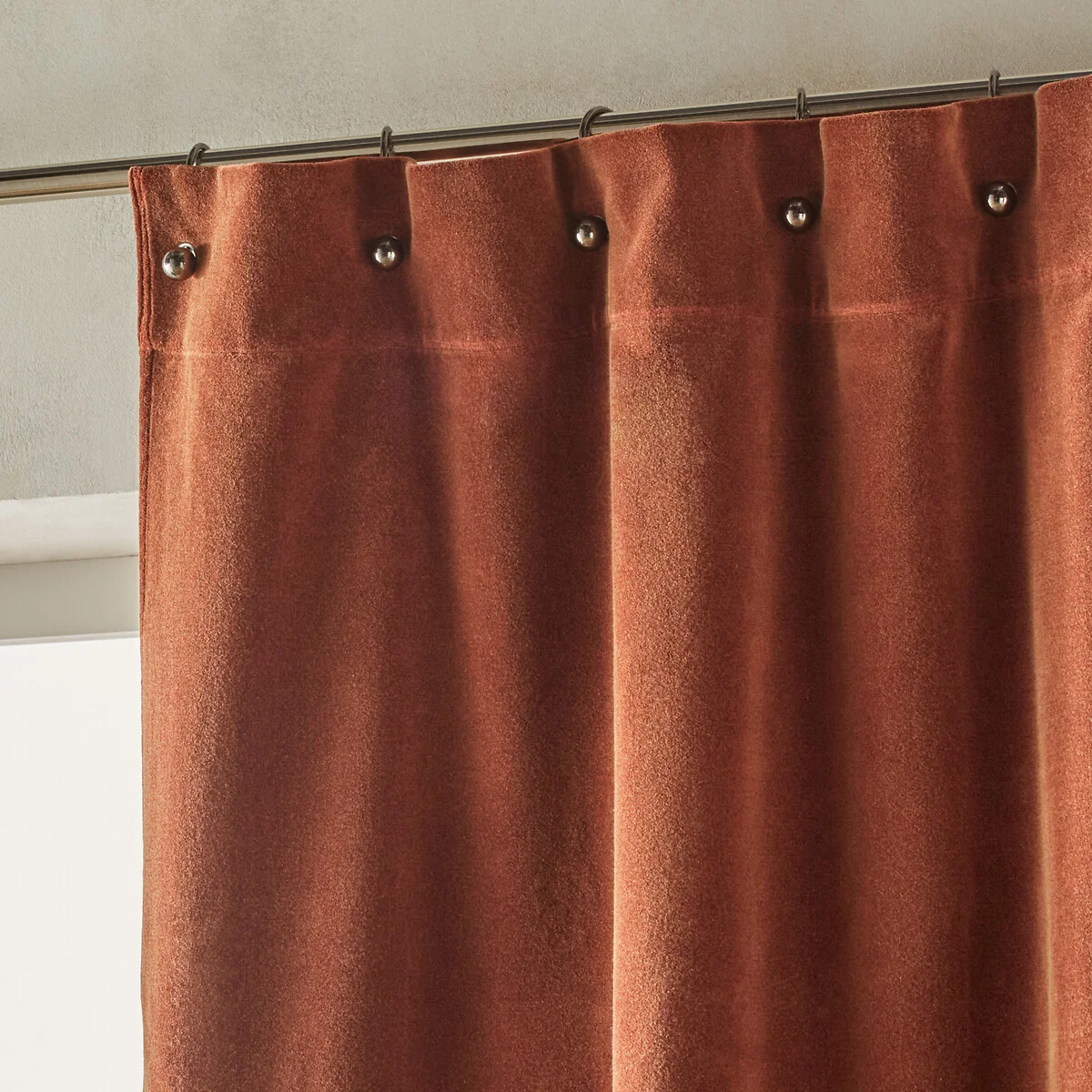 Nyodhi Stonewashed Velvet Curtain – image 2