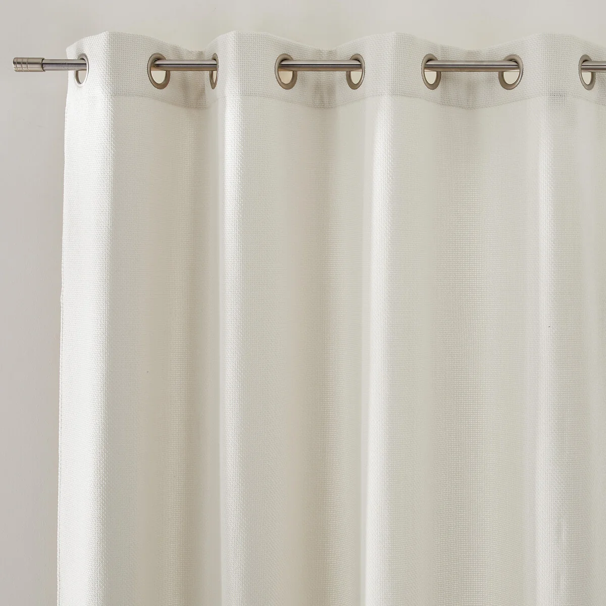 Montego Woven Effect Thermal Curtain with Eyelets – image 2