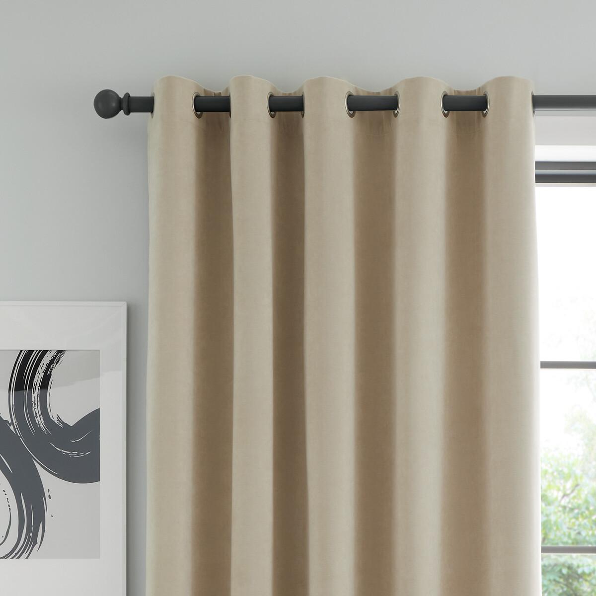 Wilson Plain Blackout Thermal Curtains – image 3