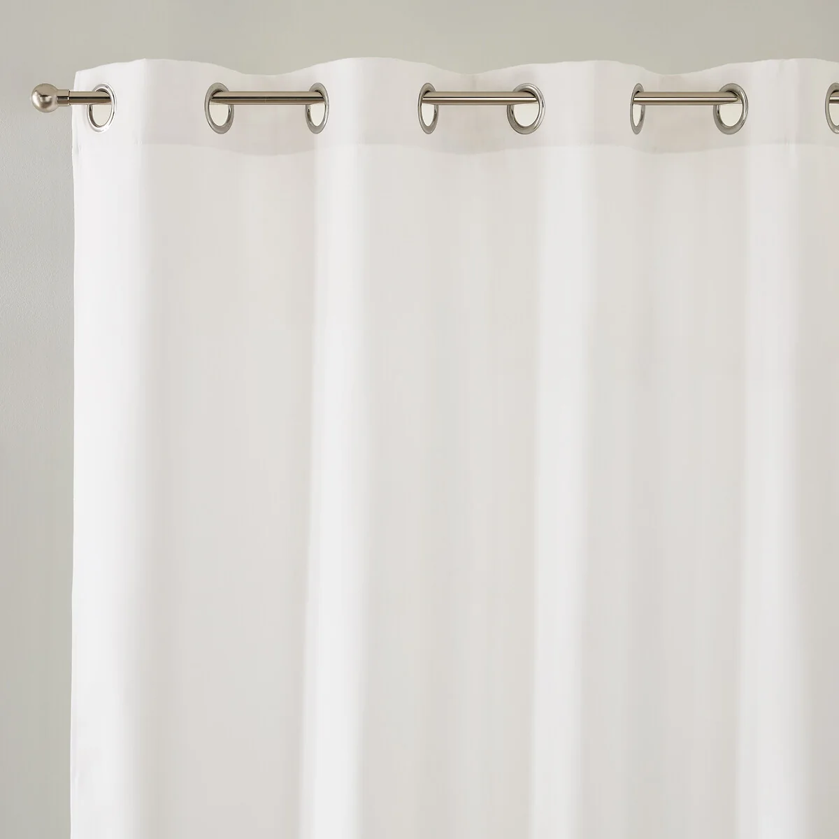 Voda Blackout Eyelet Curtain – image 1