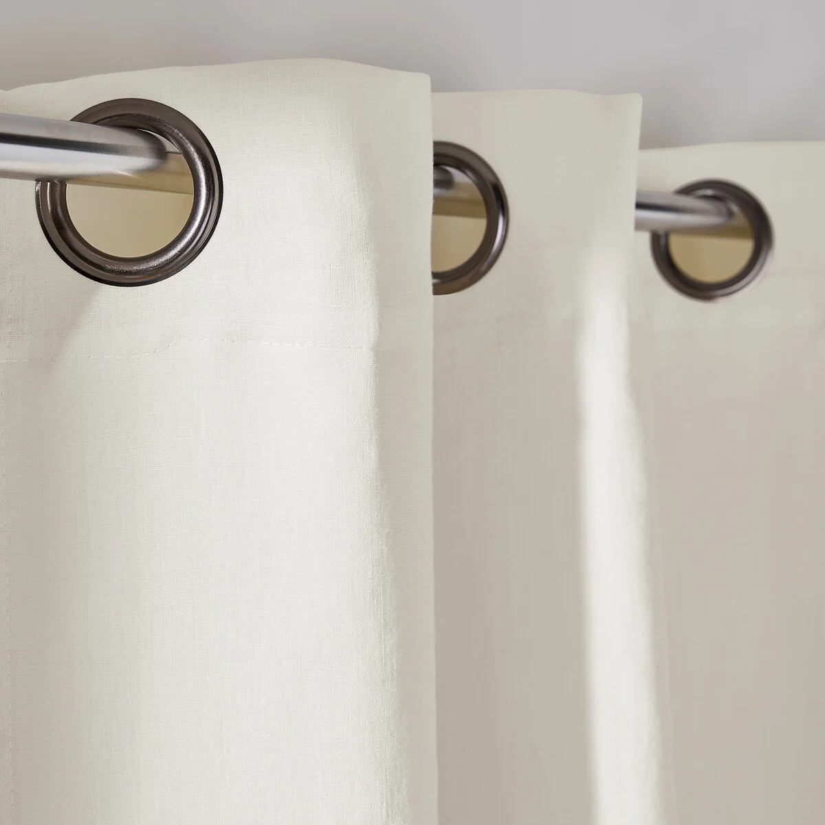 Onega 100% Washed Linen Eyelet Blackout Radiator Curtain – image 4