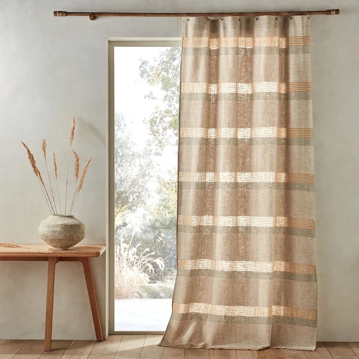 Poésia Cotton & Linen Curtain – image 1
