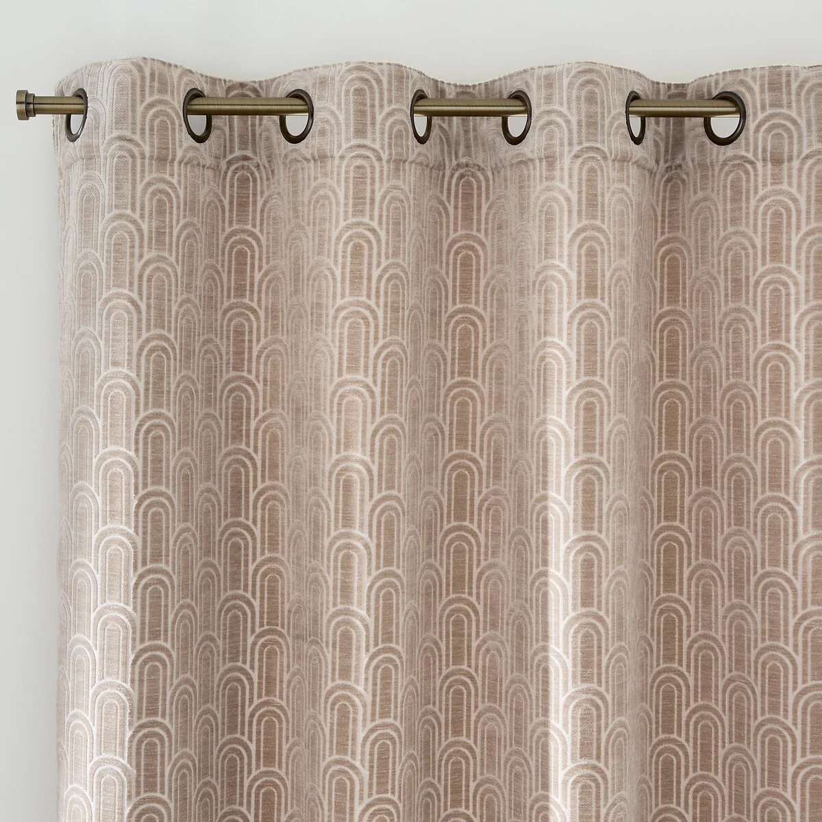Dolce Textured Velvet Light-Filtering Eyelet Curtain – image 1