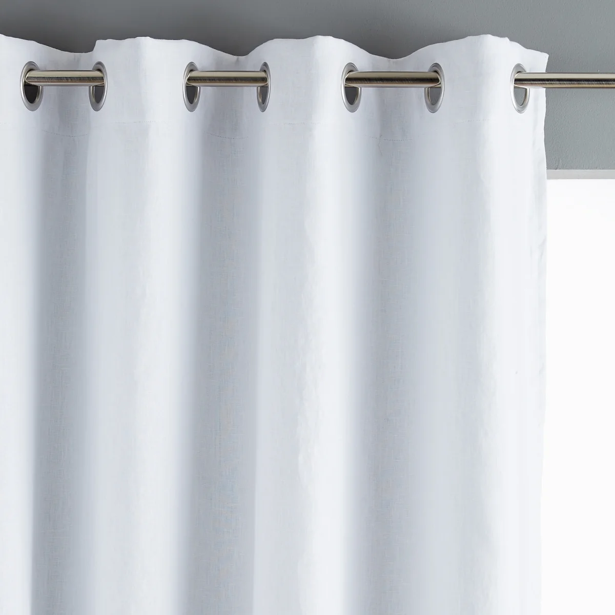 Private Single Lined Blackout Curtain in Washed Linen with Eyelets – image 1