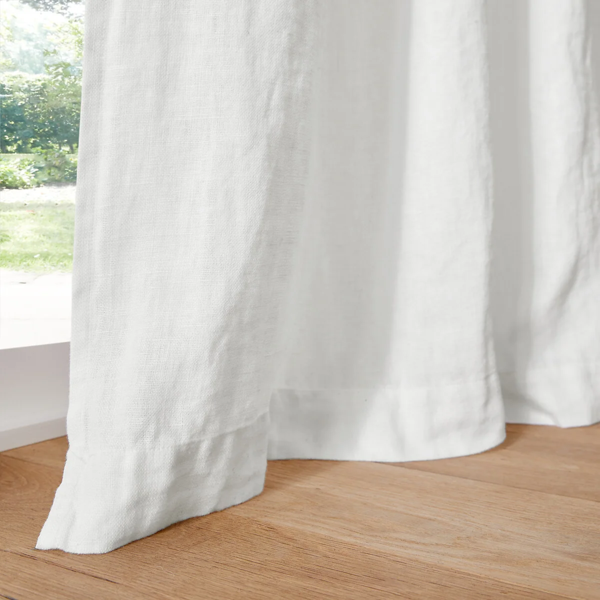 Elba Linen Curtain with Eyelets – image 4