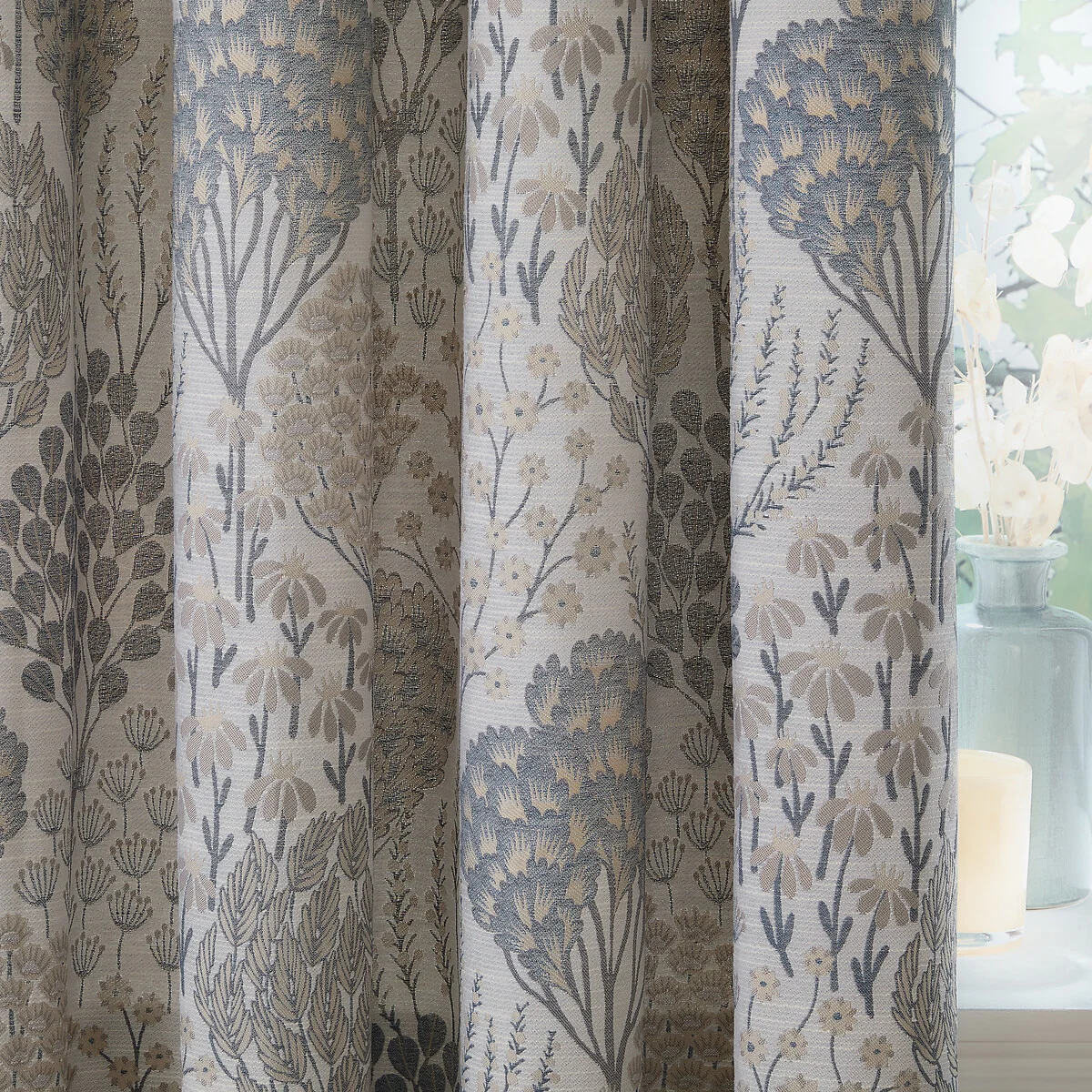 Ophelia Floral Jacquard Room Darkening Eyelet Curtains – image 5