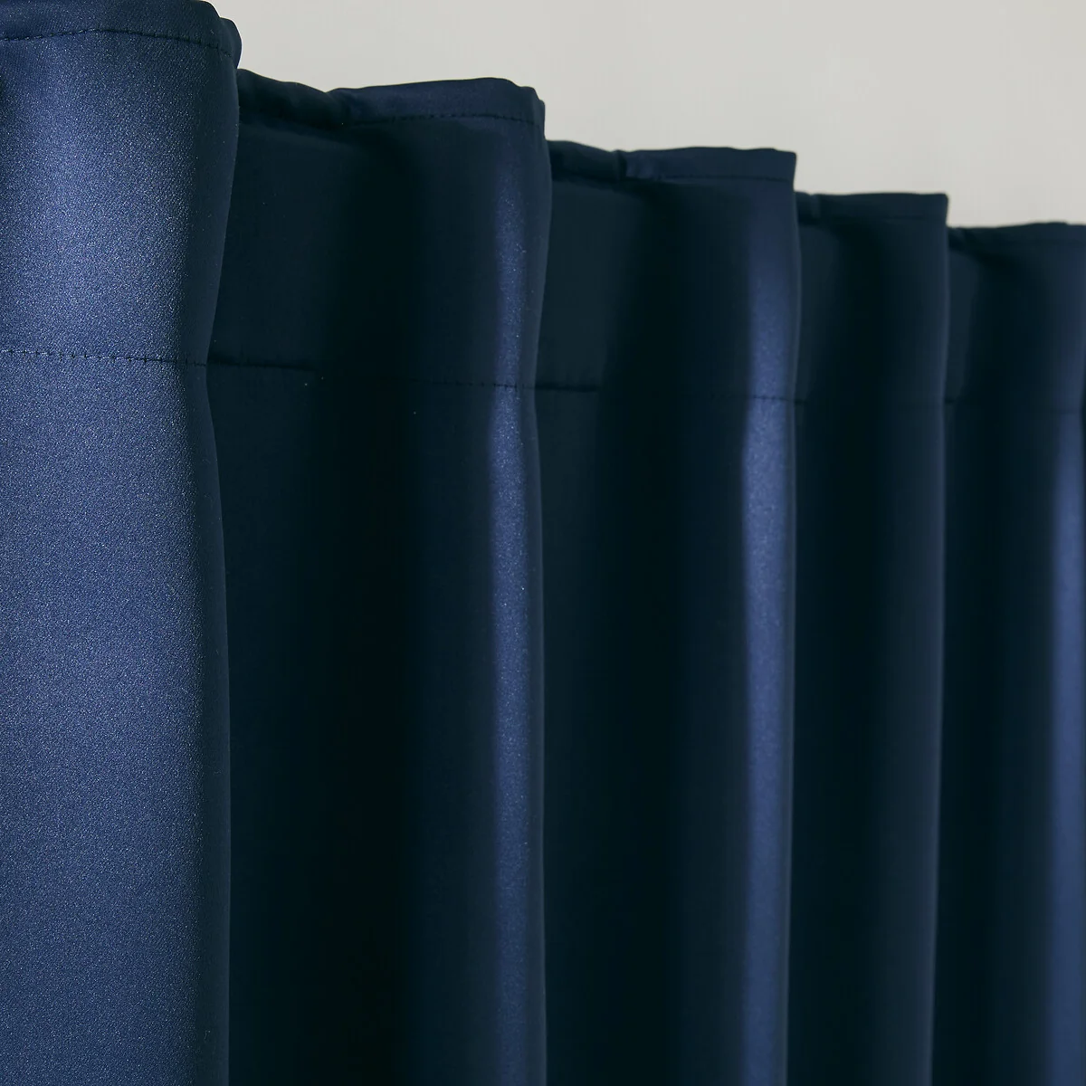Voda Blackout Curtain – image 6
