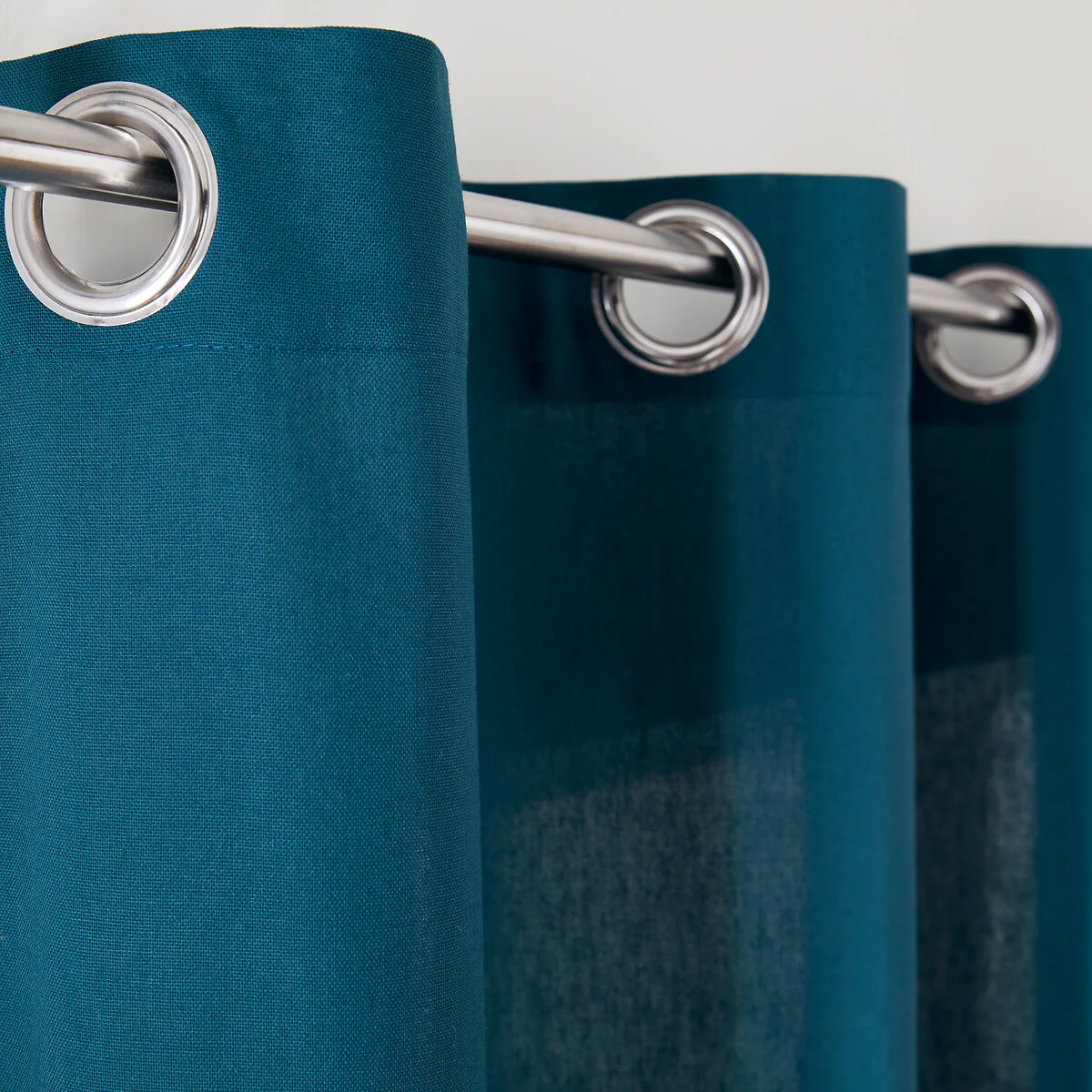 Scenario Cotton Eyelet Curtain – image 5