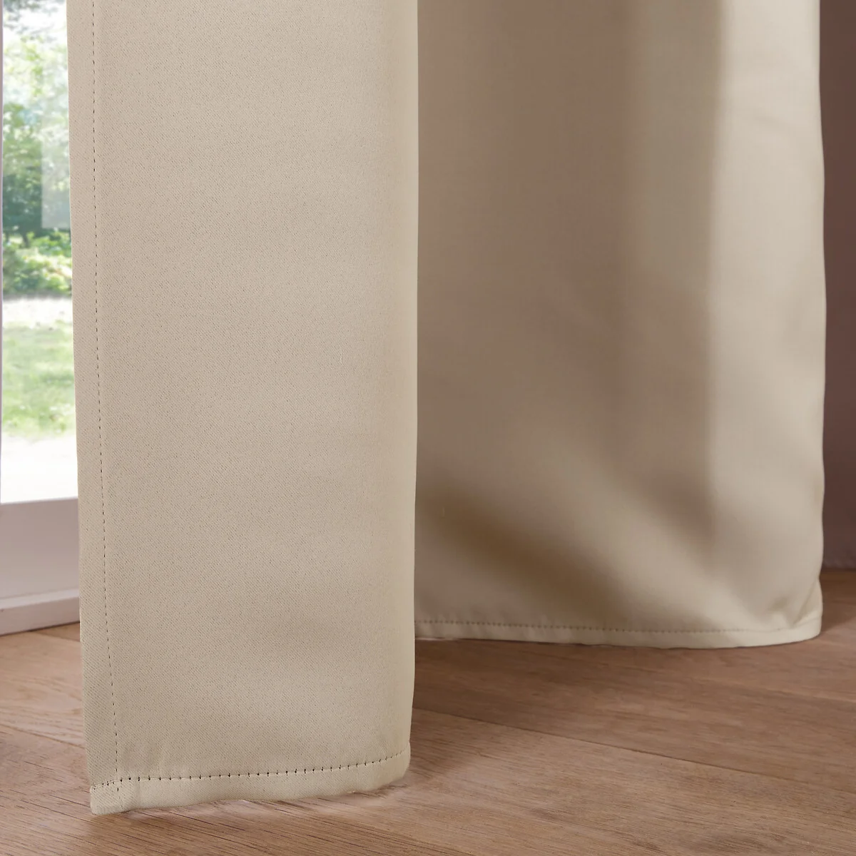 Voda Blackout Curtain – image 4