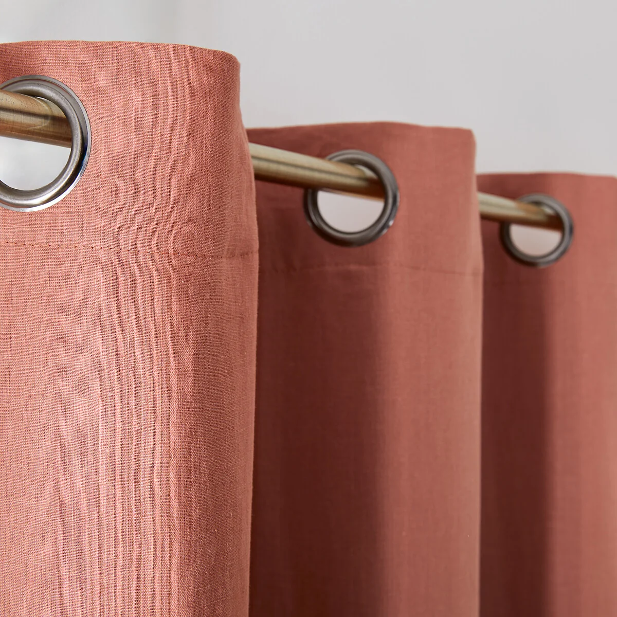Onega Washed Linen Single Lined Blackout Curtain with Eyelets – image 6