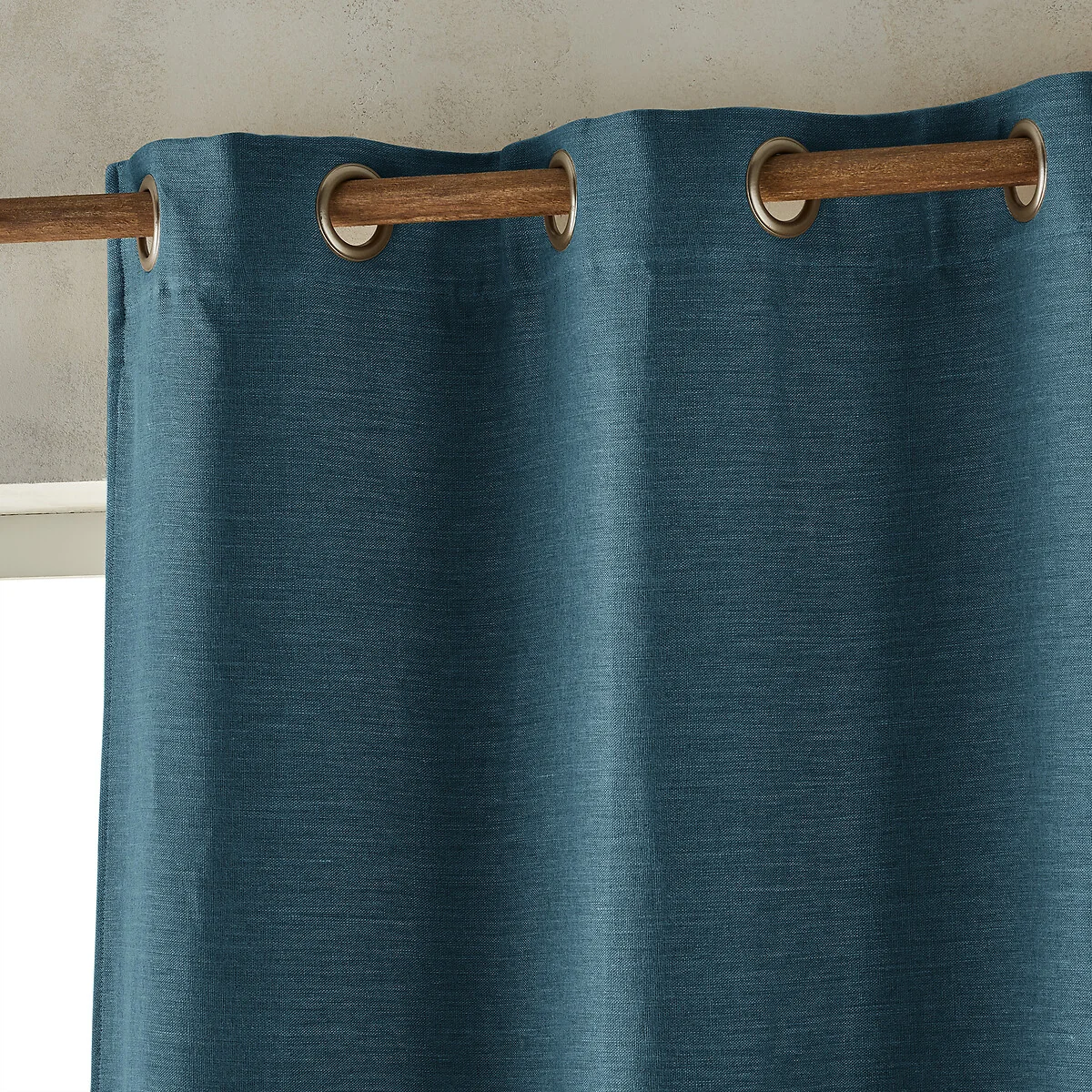 Colin Linen Blackout Curtain with Eyelets – image 2