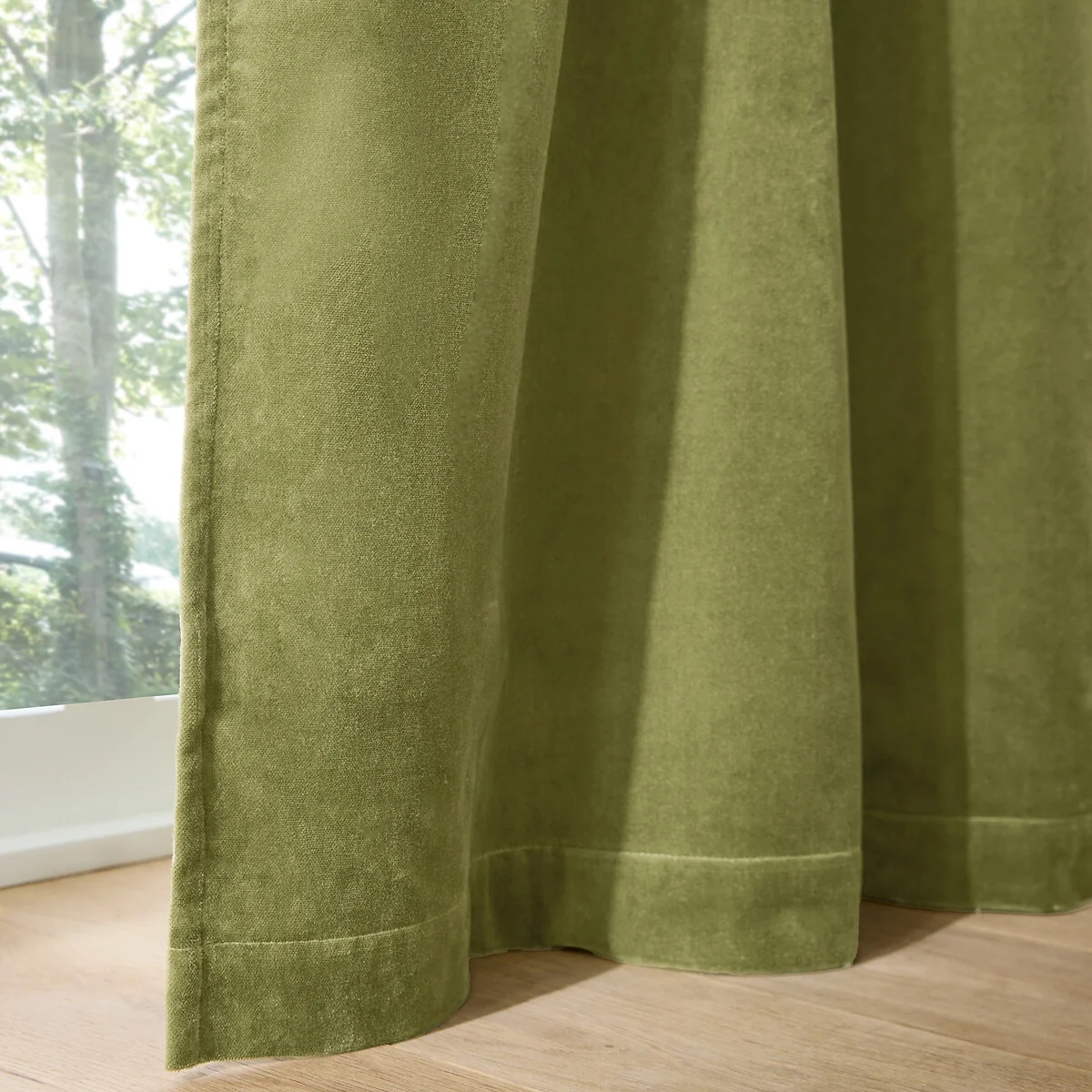 Velvet Hidden Tab Top Blackout Curtain – image 3
