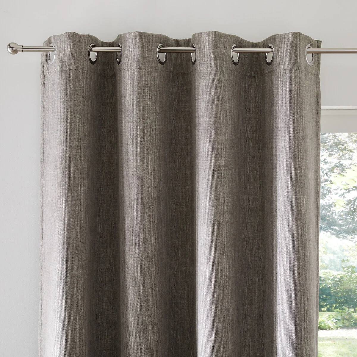 Excurie Blackout Curtain with Eyelets – image 3