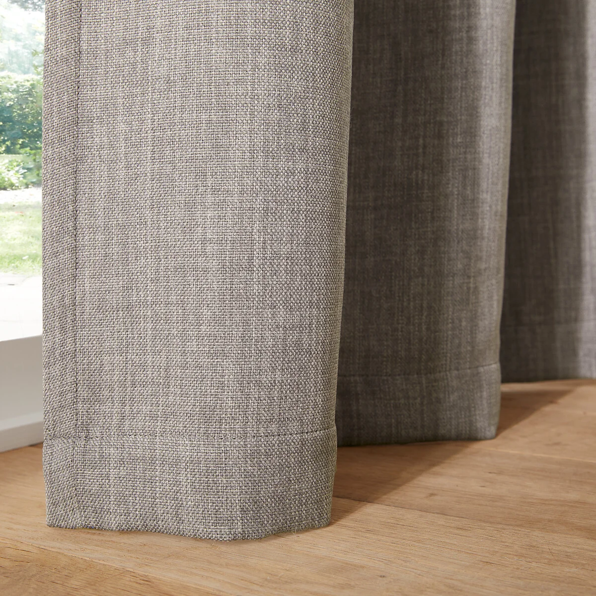 Excurie Blackout Curtain with Eyelets – image 4