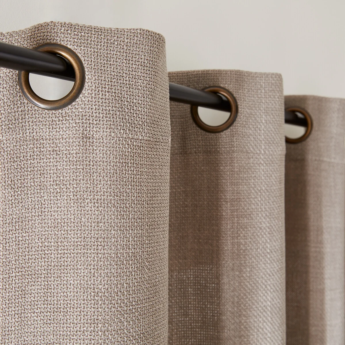 Montego Woven Eyelet Curtain – image 3