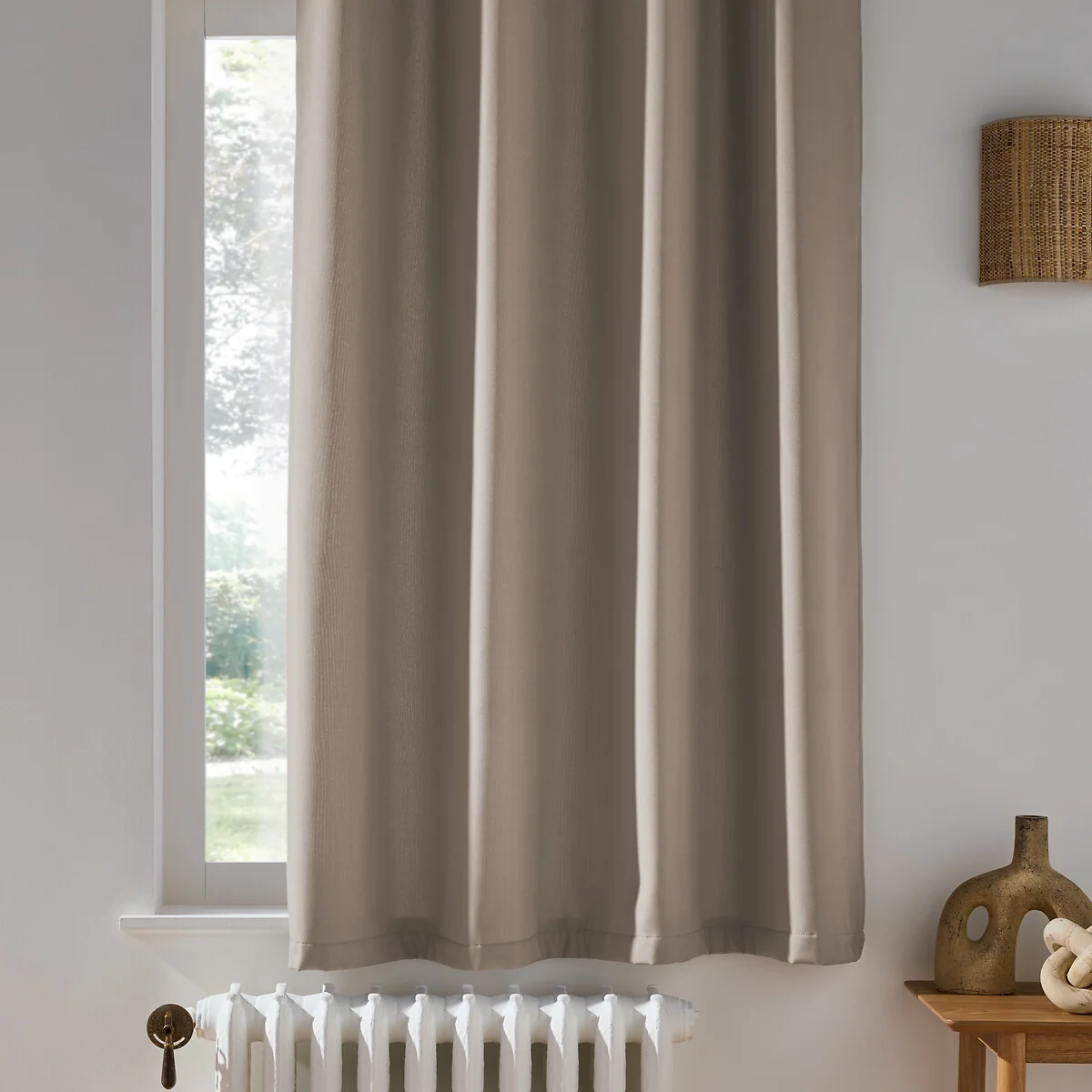 Tobison Thermal Radiator Curtain – image 1