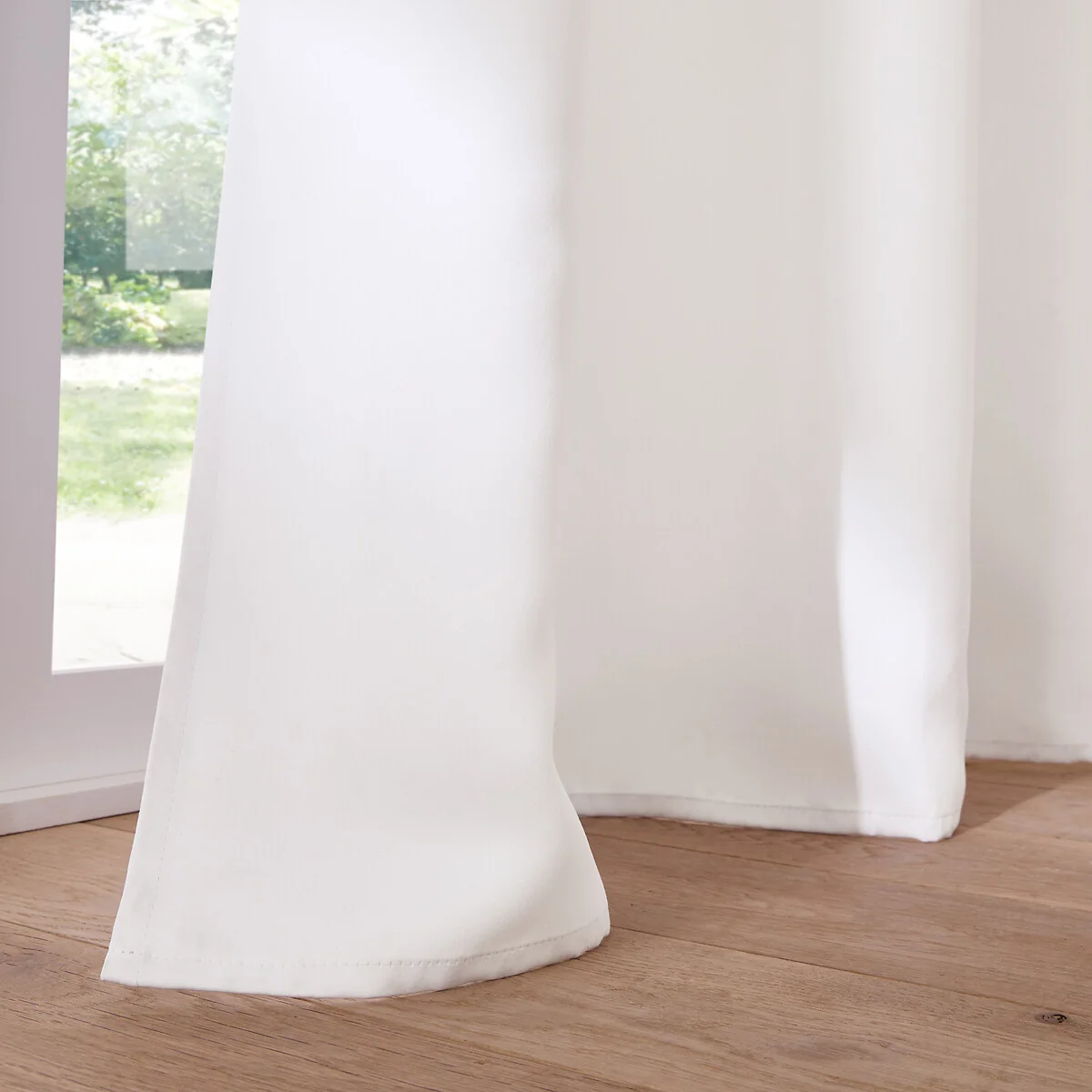 Voda Double-Sided Blackout Curtain – image 3