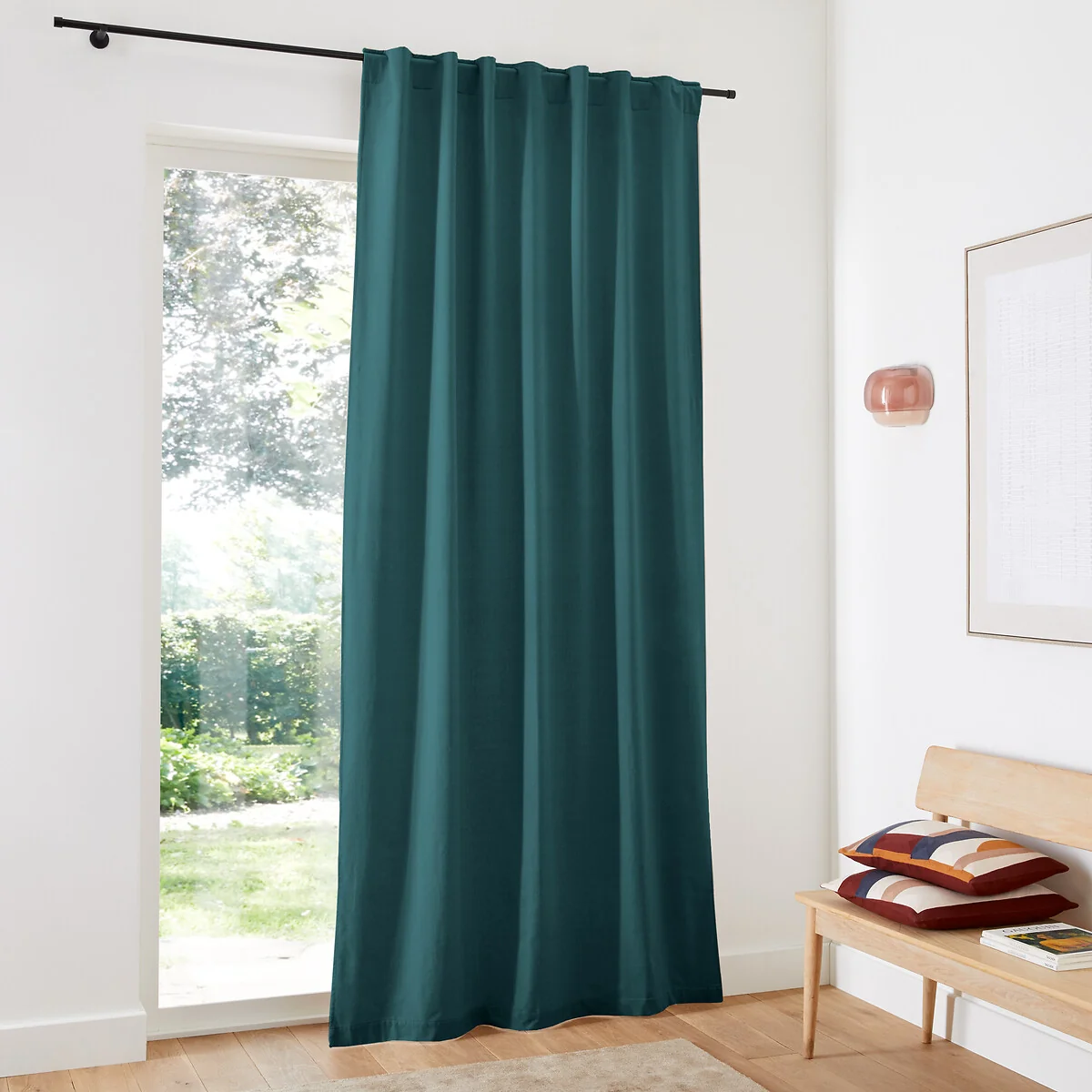 Velvet Single Hidden Tab Curtain – image 3