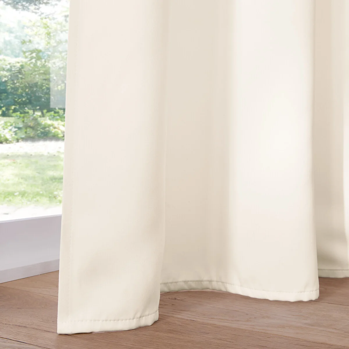 Voda Double-Sided Blackout Curtain with Eyelets – image 6