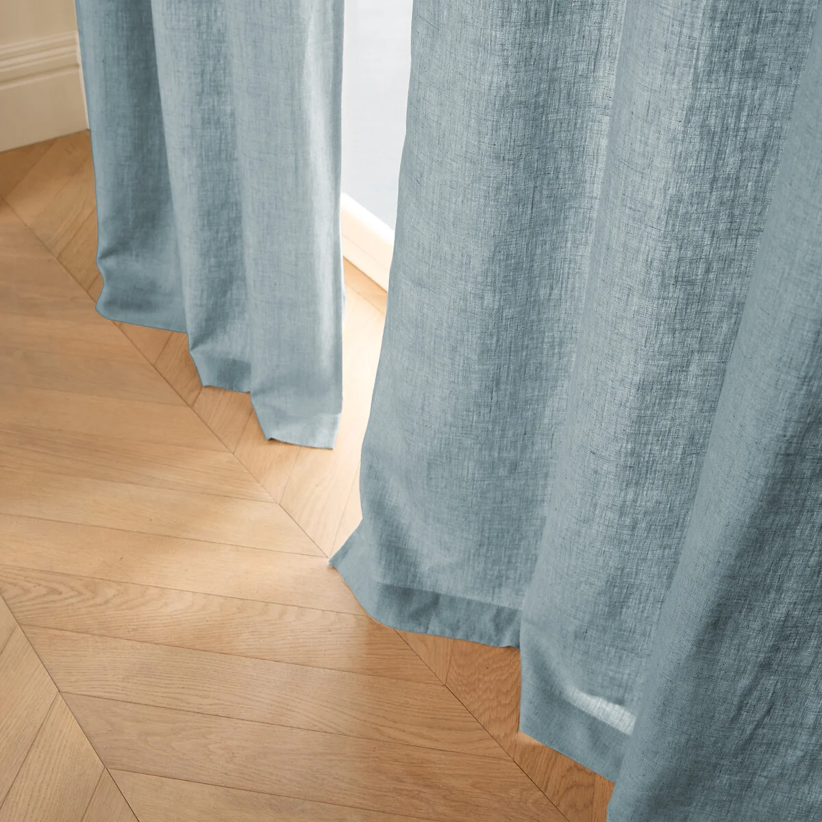 Private Lined Pre-Washed Linen Curtain with Eyelets – image 2