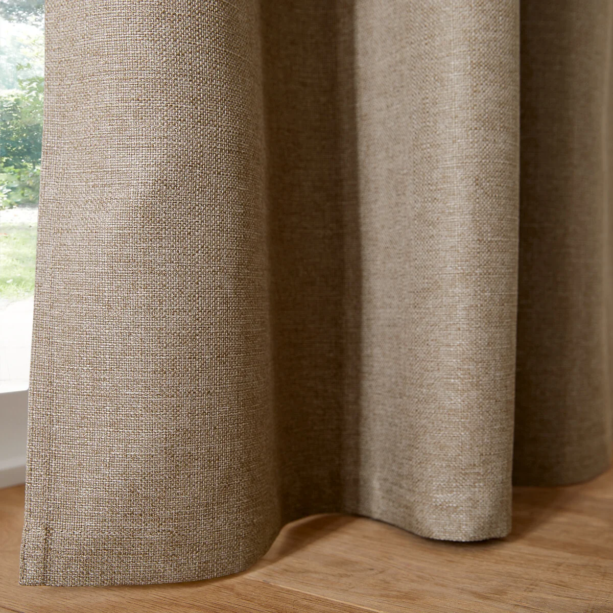 Select Ruffled Braid Blackout Curtain – image 4