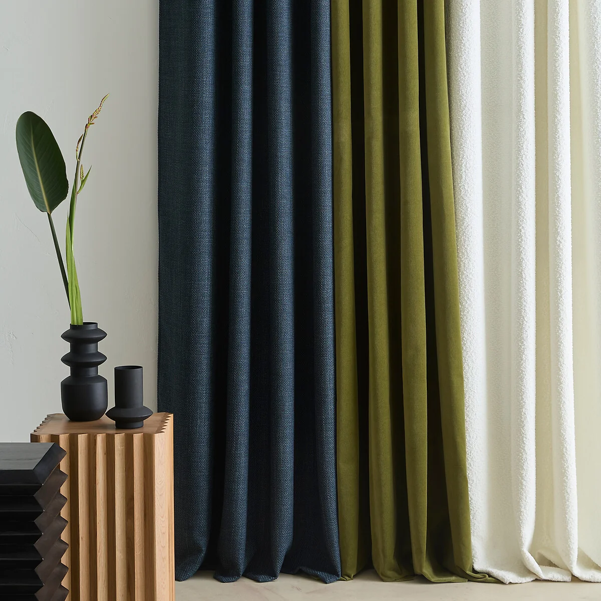 Darci Loop Curtain with Eyelets – image 2