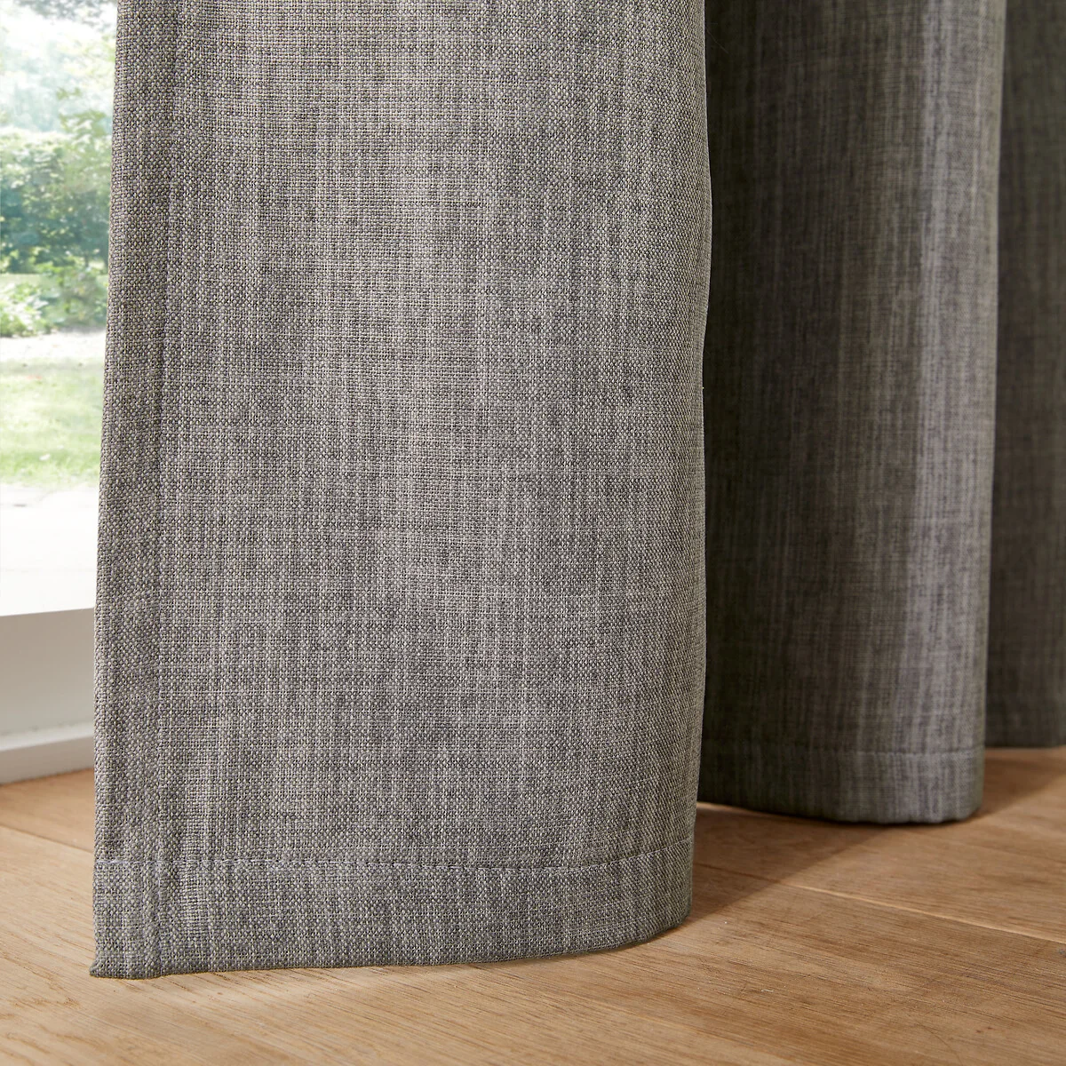Exurie Thermal Blackout Curtain – image 4