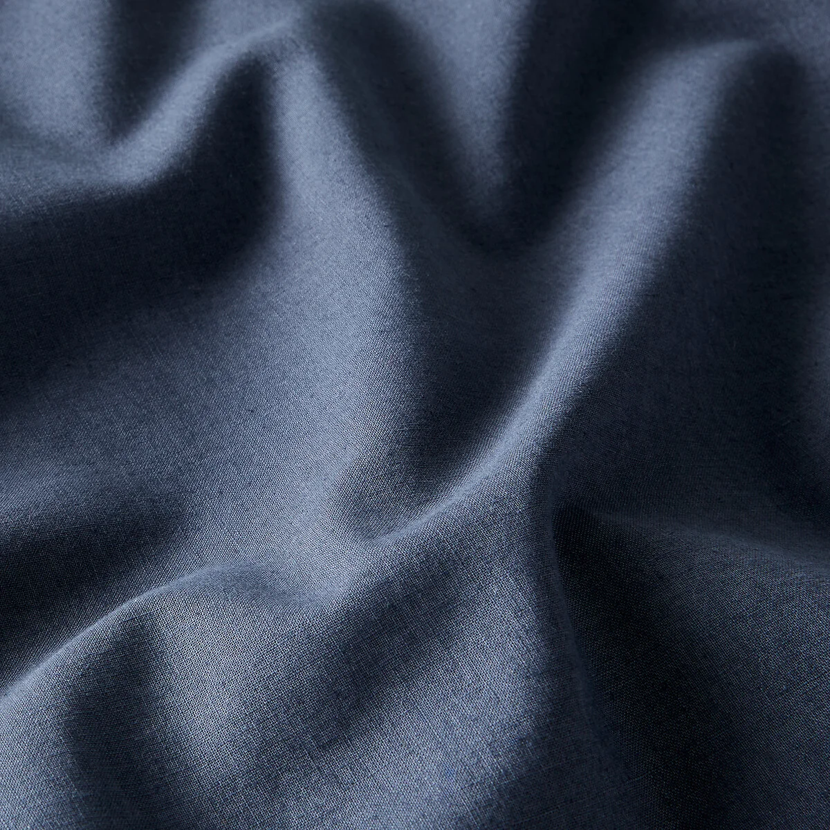 Lincot Hidden Tab Blackout Curtain – image 4