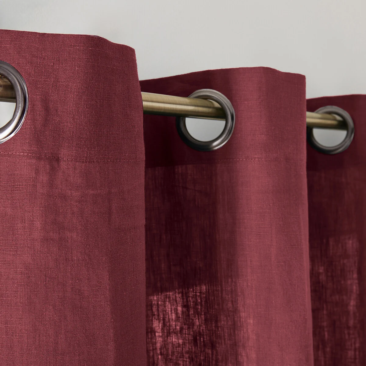 Onega Washed Linen Curtain with Eyelets – image 5