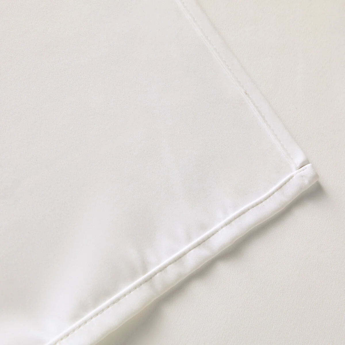 Voda Blackout Curtain – image 7