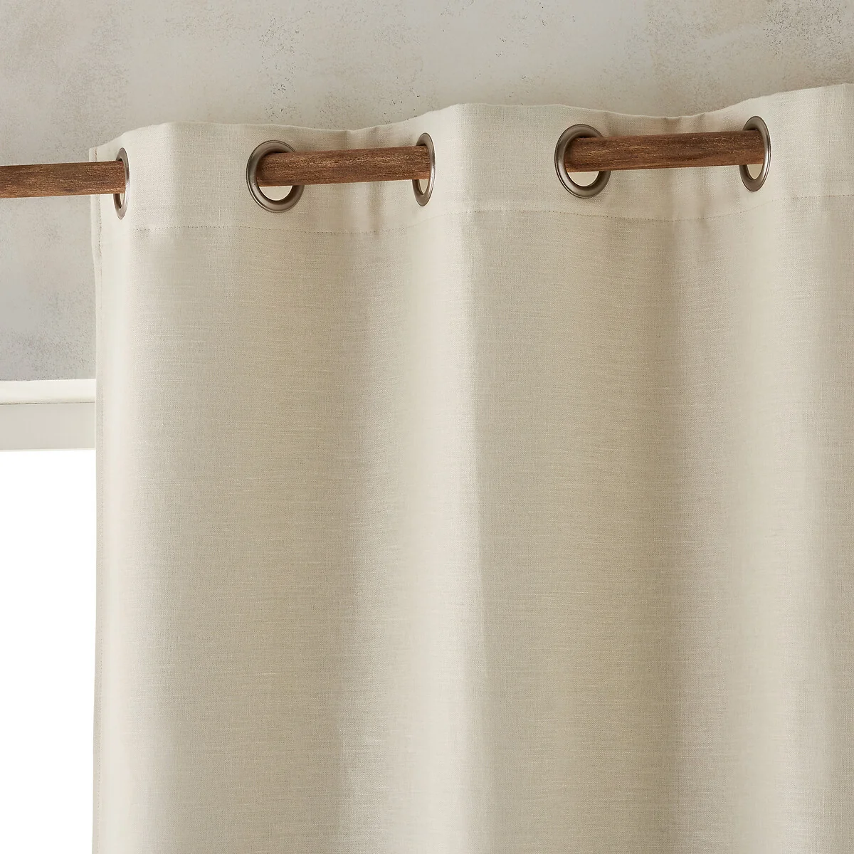 Colin Linen Blackout Curtain with Eyelets – image 2