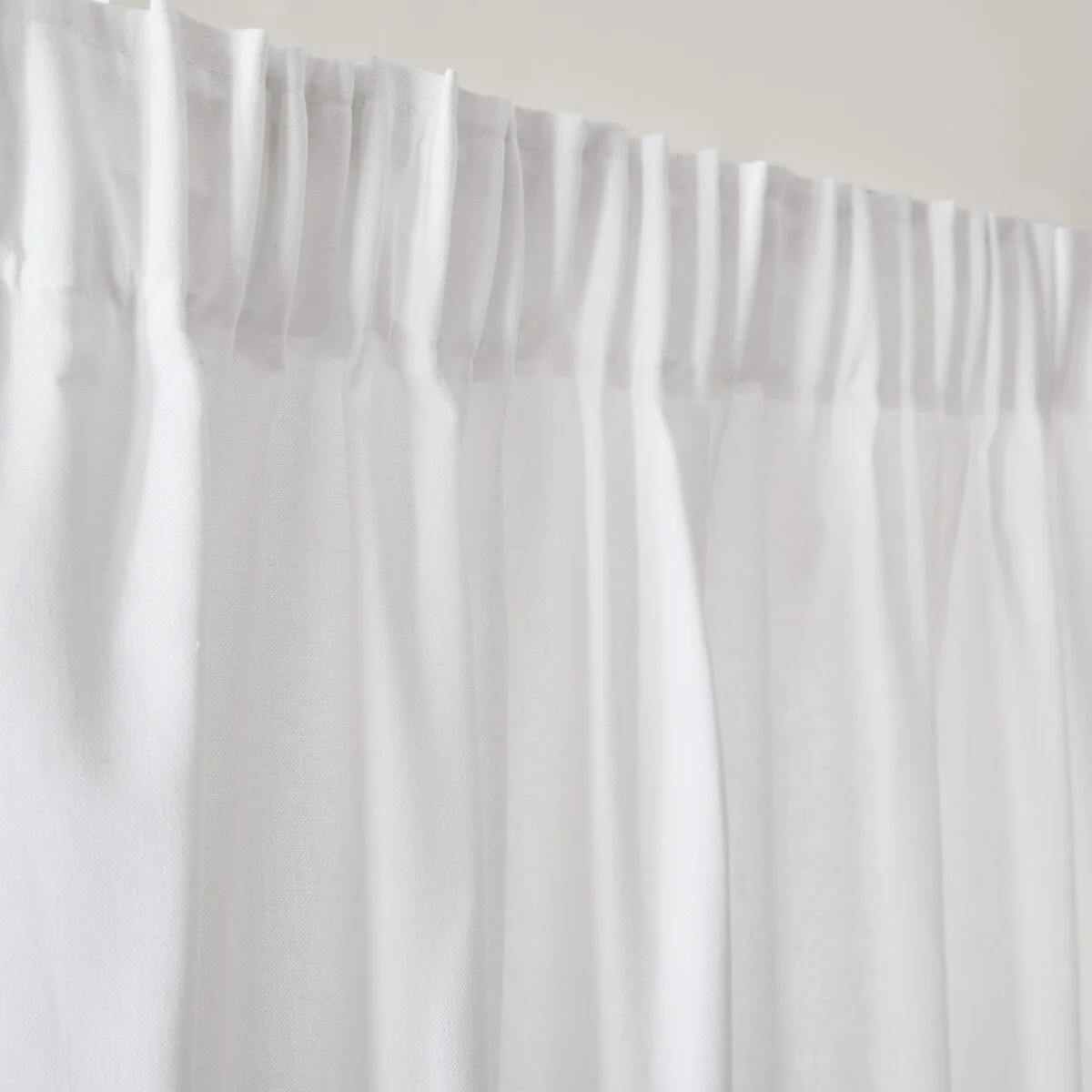 Scenario Cotton Curtain with Gathered Header – image 6