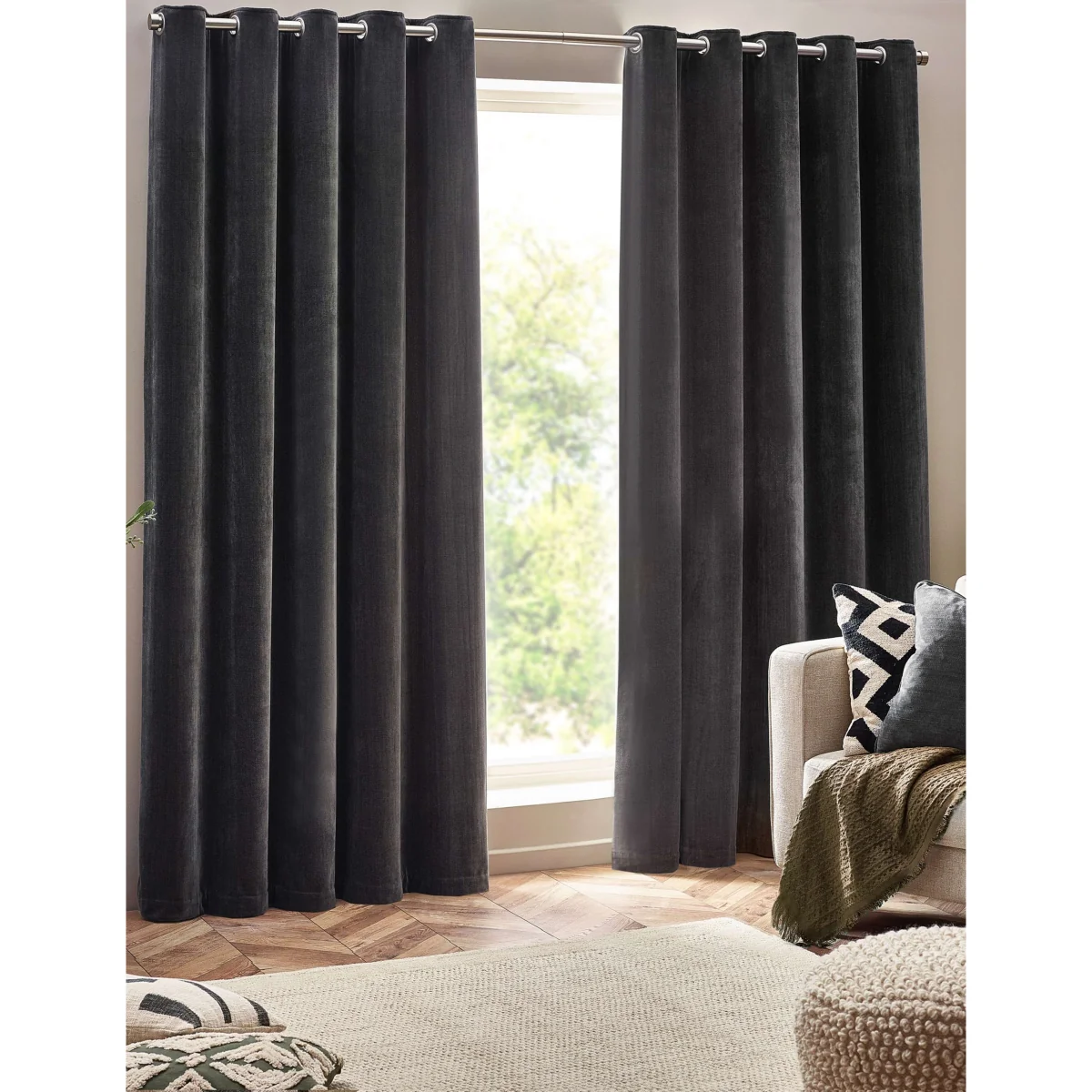 YARD Chenille Velvet Eyelet Curtains Natural – image 3