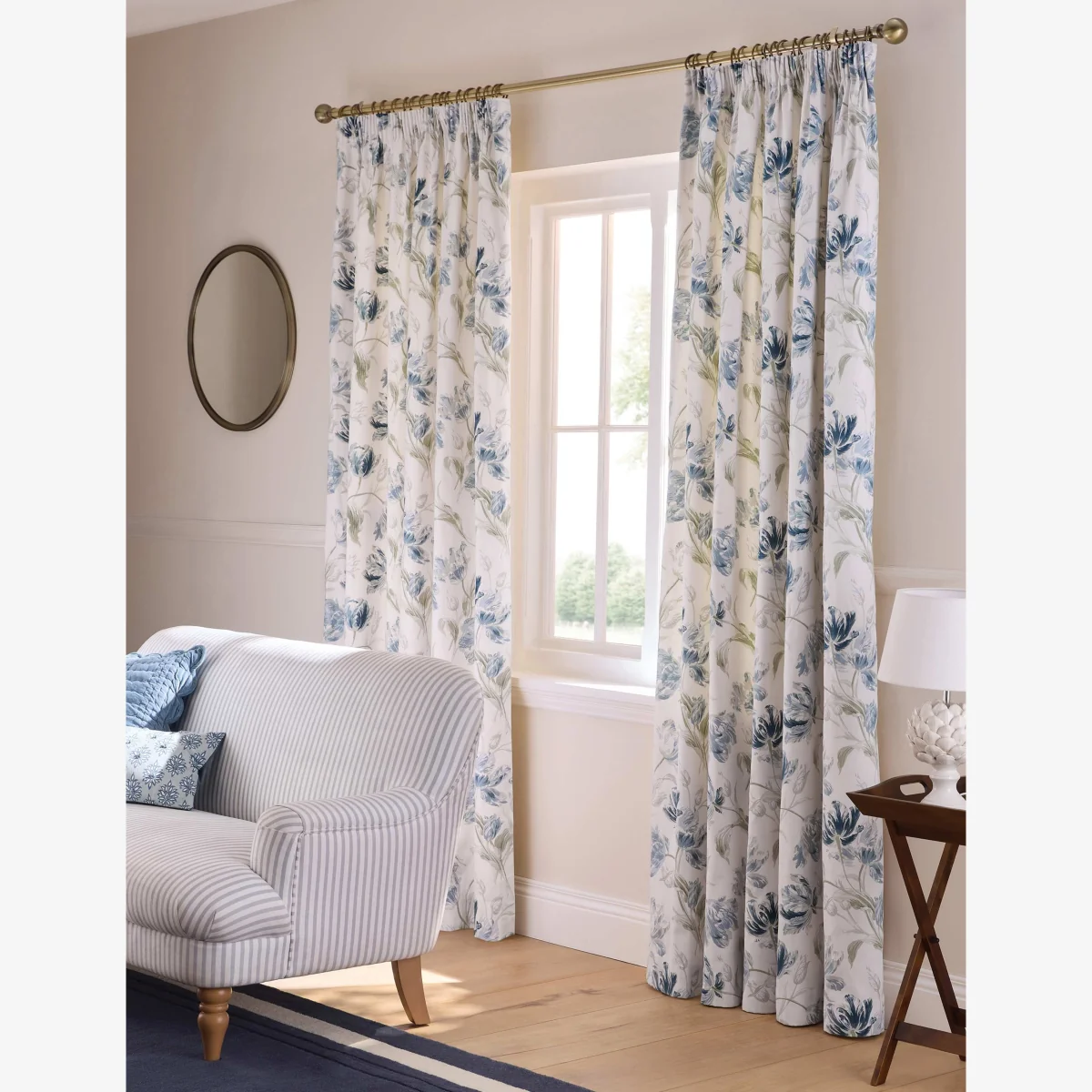Laura Ashley Gosford Pure Cotton Floral Curtains Blue Mix – image 1