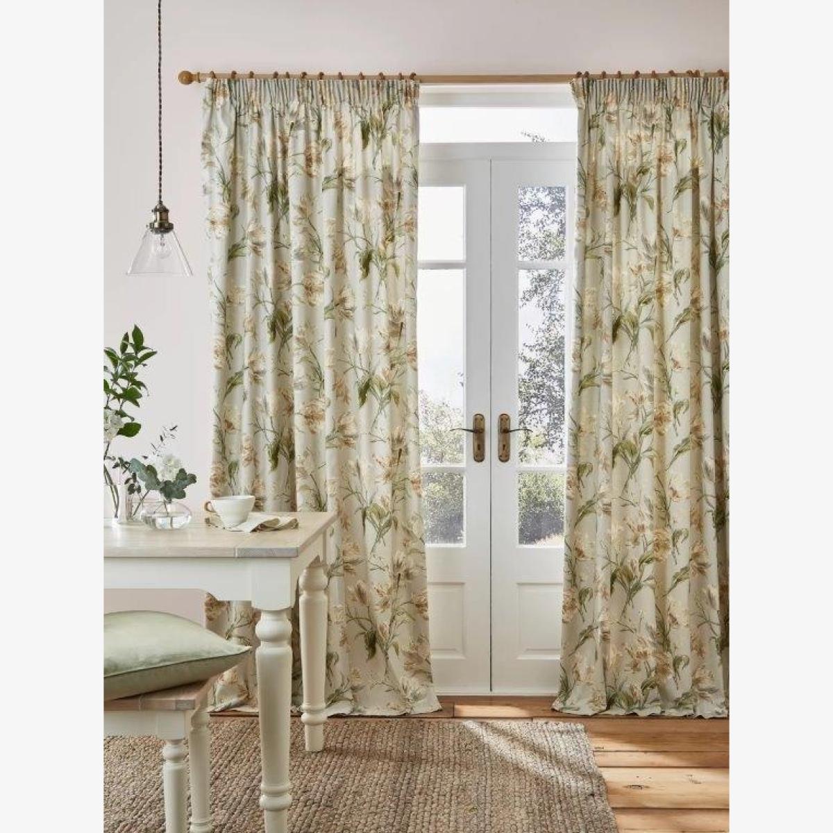 Laura Ashley Gosford Curtains - Sage - 88x72, Cotton, Print