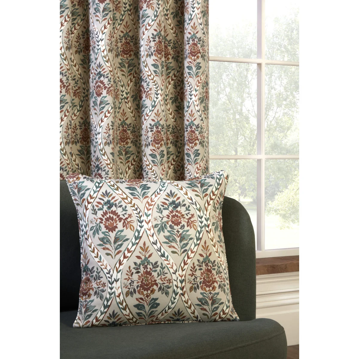 Buttermere - Fully Lined Floral Curtains - Pencil Pleat - Polycotton (Autumn, 46'' x 54'' - 117cm x 137cm (Pair)) – image 3