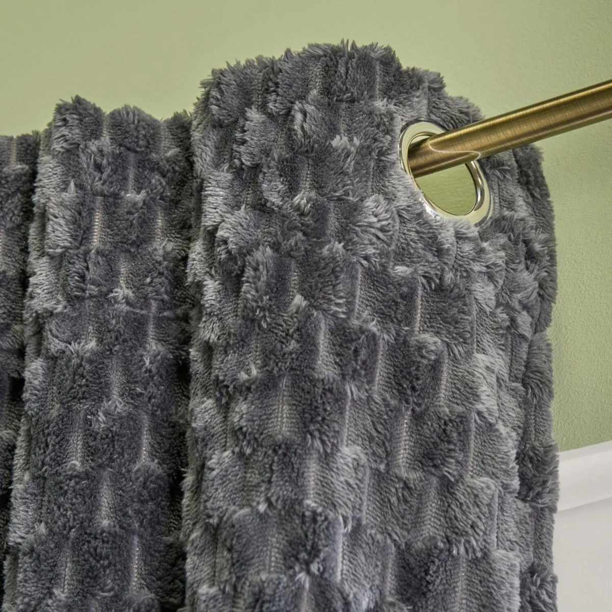 OHS Ribbed Fleece Thermal Eyelet Curtains - Charcoal / 37cm – image 3