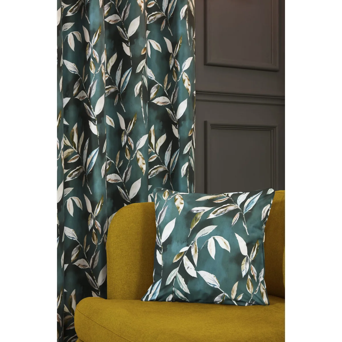 Sundour Madrid 100% Blackout Thermal Self-Lined Eyelet Curtains with Cushion Cover - Bottle Green - Bottle Green – image 5