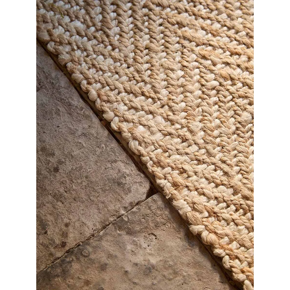 Natural & White Braided Jute Chevron Doormat - Double – image 7