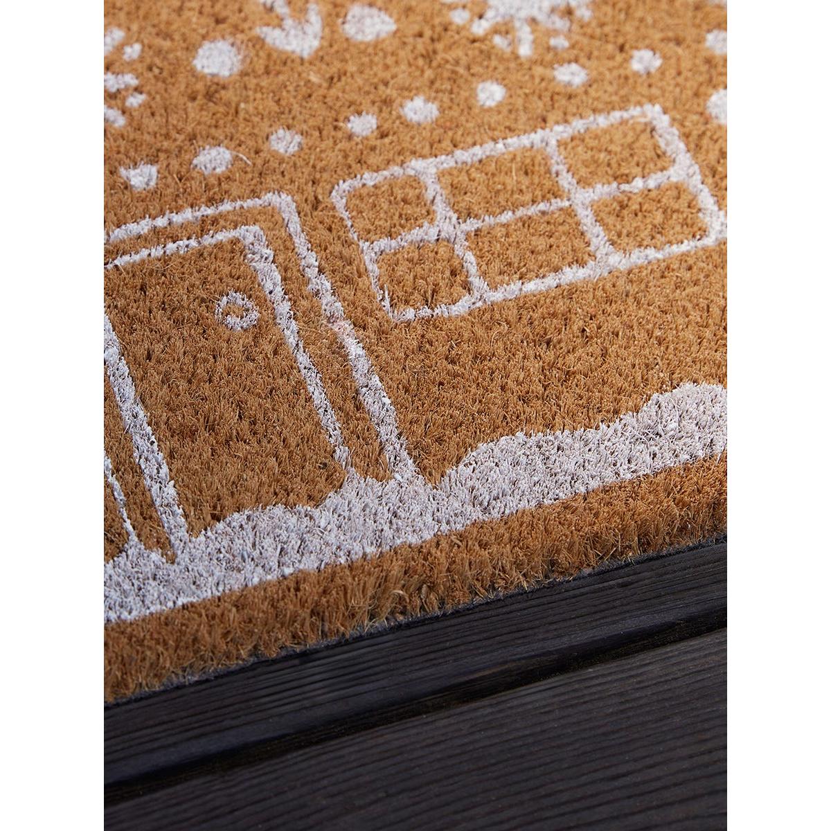 Festive Gingerbread House Doormat – image 2