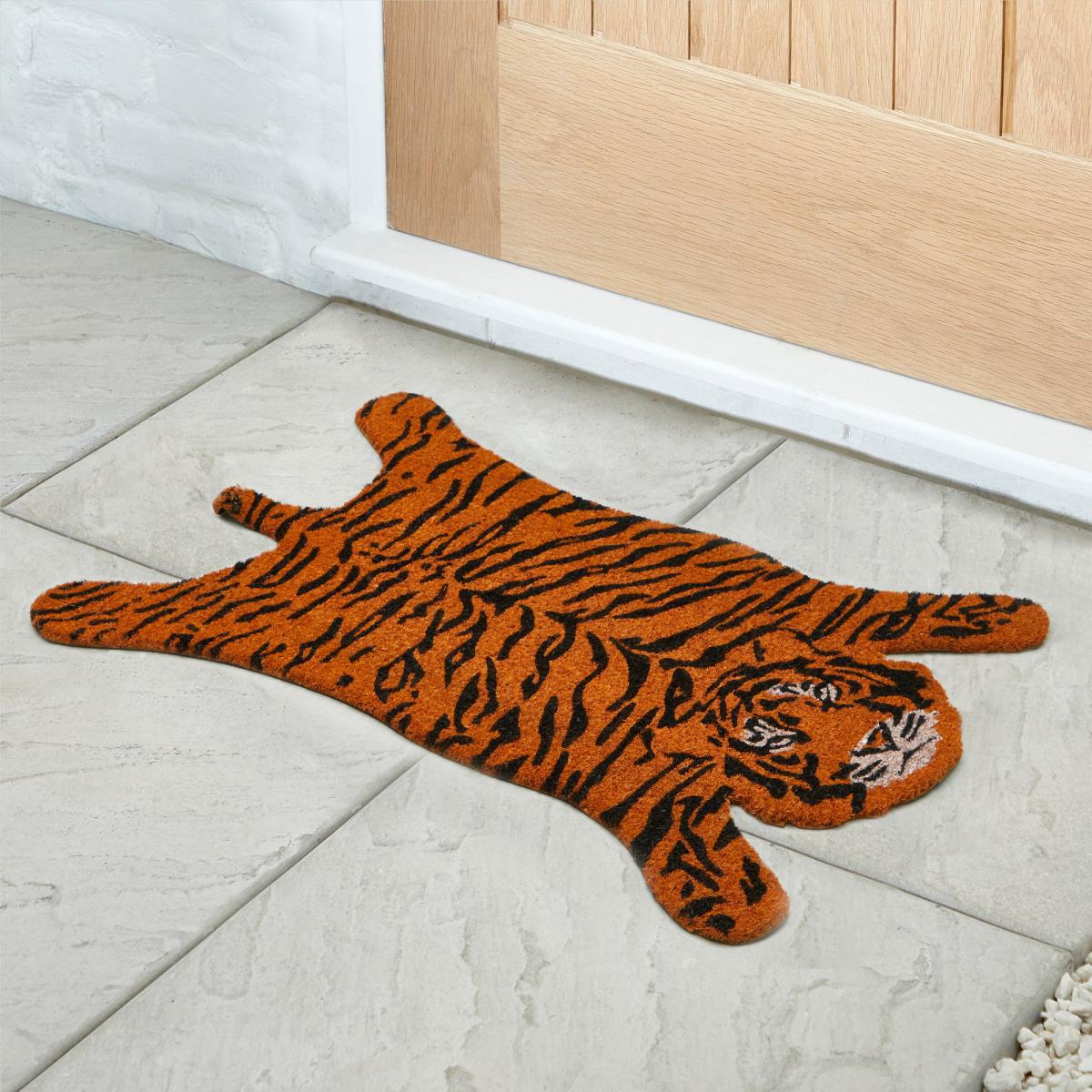 Tiger Shaped Doormat Orange – image 1