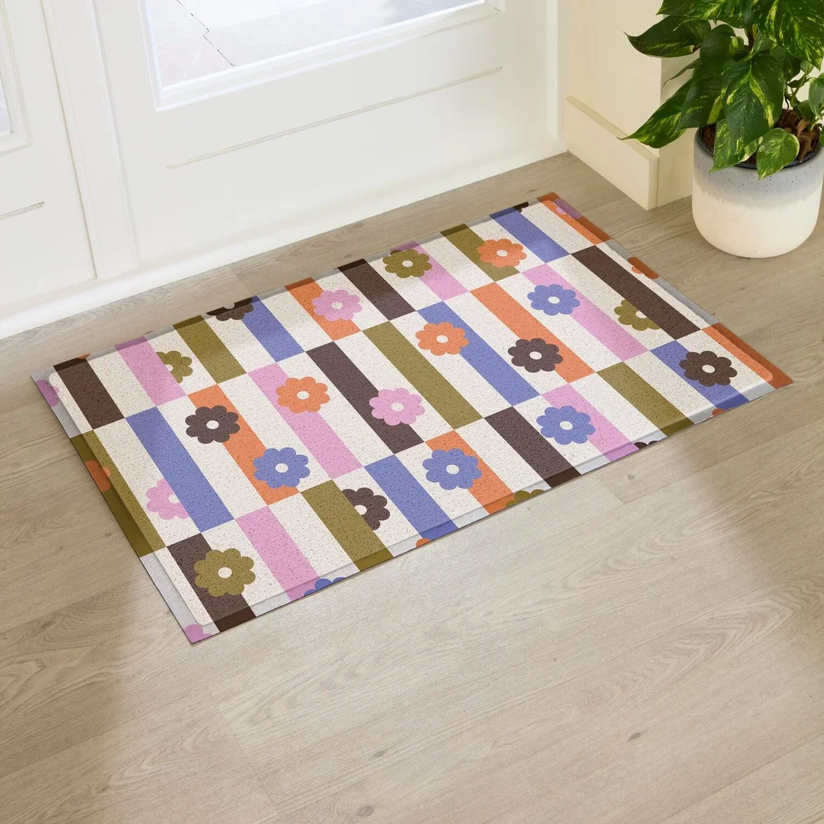 Elizabeth Olwen Petal Stripes Indoor/Outdoor Doormat (90x60cm) - Multi / 90 x 60cm