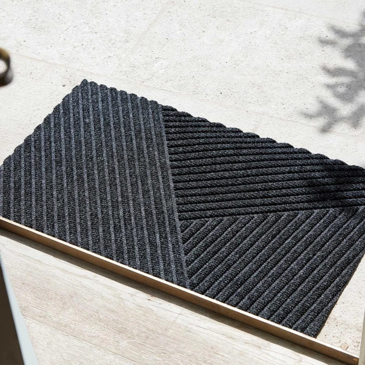 Dune Stripes Scraper Doormats in Dark Grey – image 1