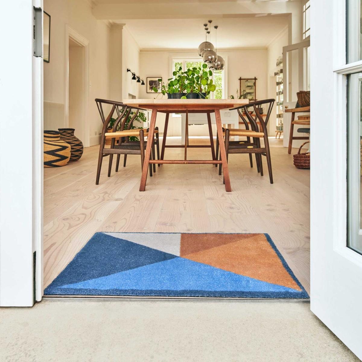 Block Triangles Washable Doormats in Multi – image 2